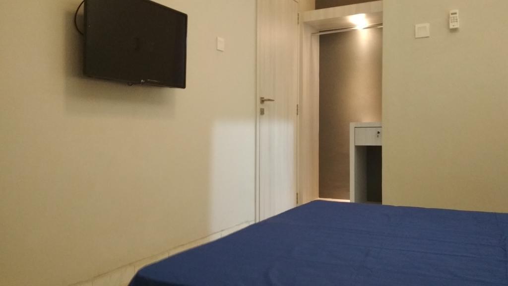 Sleeprest - Plamo Garden Hotel Batam Екстериор снимка