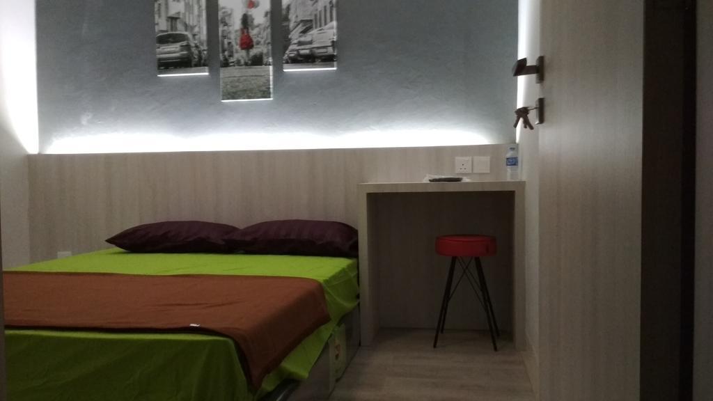 Sleeprest - Plamo Garden Hotel Batam Екстериор снимка